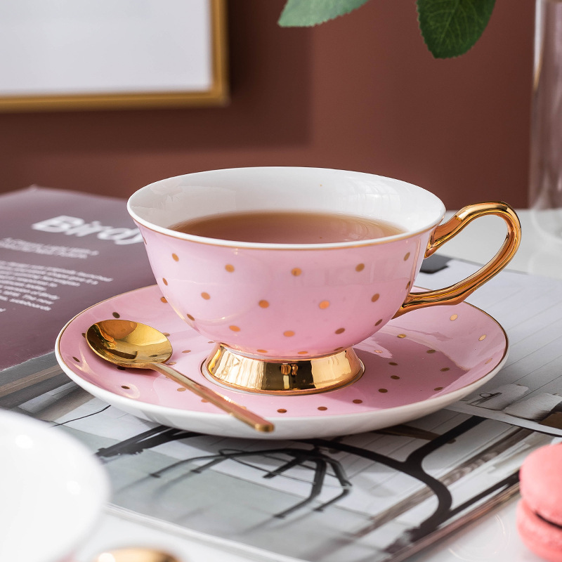 セラミックピンクコーヒーマグカップ、ディッシュティーカップ付 - Coffee Tea Drink のレビューと価格